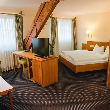 Hirschen 3* אוברוולפאך