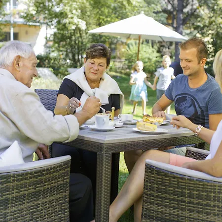 Hirschen Отель Oberwolfach